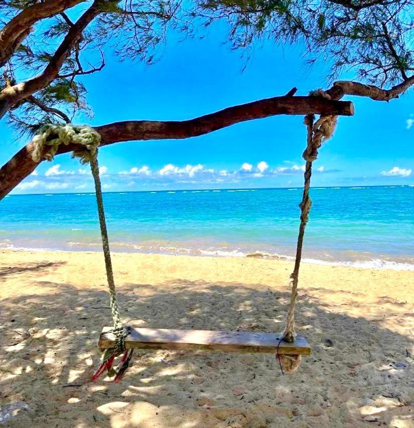 Breezy Beachfront Bali-Style Haven 180 Degree Oceanview Hau'ula Екстер'єр фото