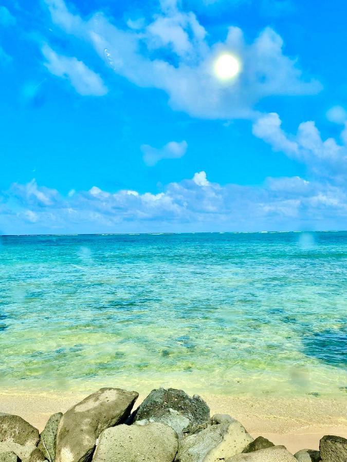 Breezy Beachfront Bali-Style Haven 180 Degree Oceanview Hau'ula Екстер'єр фото