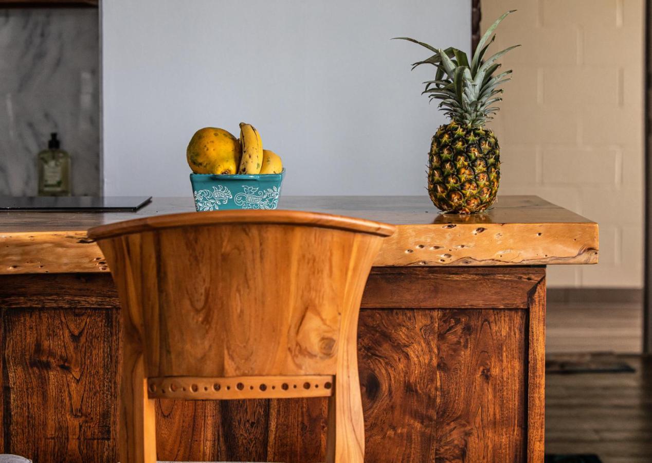 Breezy Beachfront Bali-Style Haven 180 Degree Oceanview Hau'ula Екстер'єр фото
